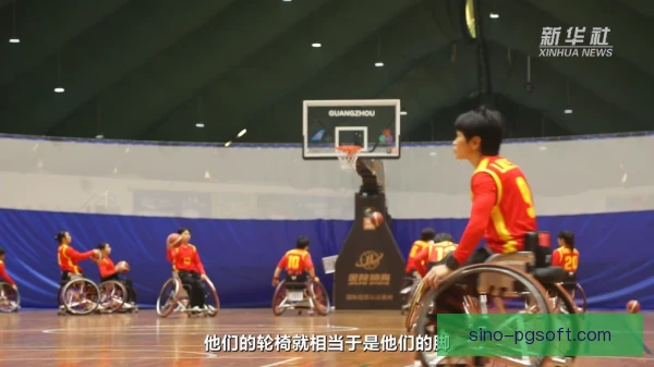 轮椅篮球快速反击启动，抓准时机完成高效转换